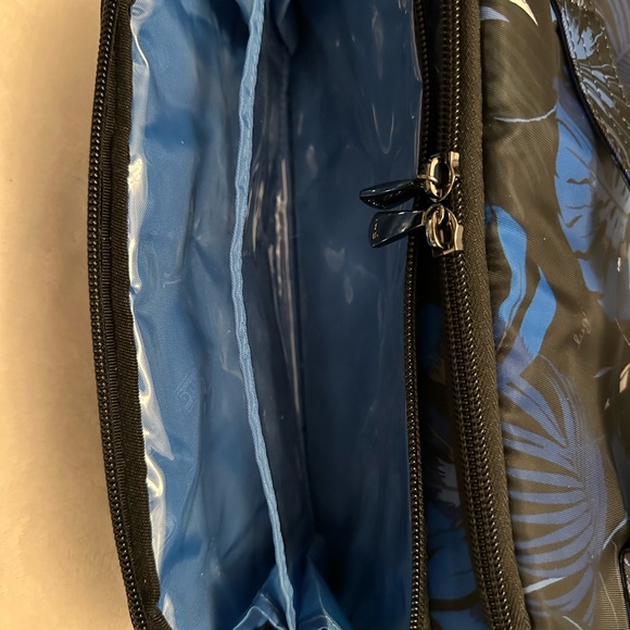 Lug Trolley Cosmetic Case in Botanical Black - Picture 9 of 12